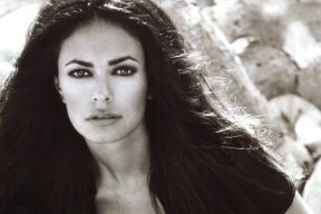 Мария Грация Кучинотта: «Пришлось гонять на моторной лодке, бегать и прыгать из окон на 12-сантиметровых каблуках»