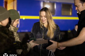 Война, 7 ноября. Лукашенко заплатит за содеянное – Зеленский. Анджелину Джоли отблагодарили. В Венгрии готовы отказаться от российской нефти