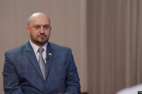 Амбасадар Чарнагор: Кіеў можа сустрэцца з Лукашэнкам, калі гэта ўратуе жыцьці