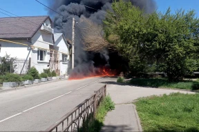 Война, 28 апреля. В Туапсе пылающие нефтепродукты хлынули на улицы города — Путин: «Серьезных угроз нет, люди справляются». РФ наращивает армию