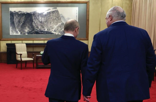 Морозов: «Список того, за счет чего Путин может усилить свою позицию, очень короткий. И в нем сценарий использования Беларуси»